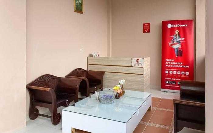 RedDoorz Syariah near PKOR Lampung