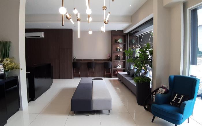 The Square Hotel