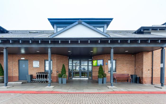 Holiday Inn Express Edinburgh Airport By IHG