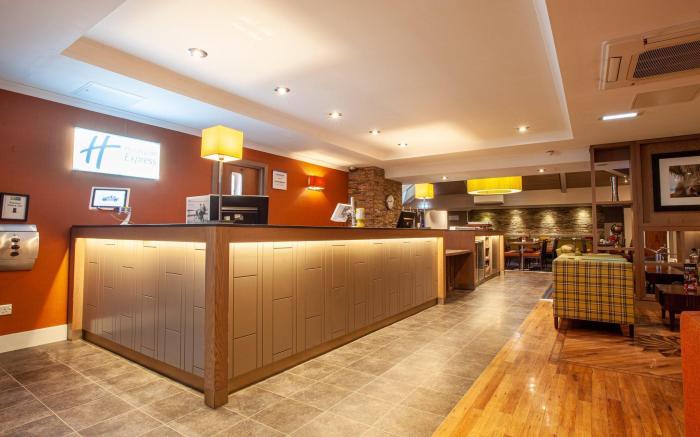 Holiday Inn Express Edinburgh Airport By IHG