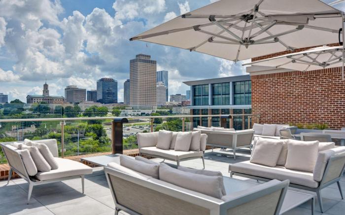 Hampton Inn & Suites Nashville Downtown Capitol View