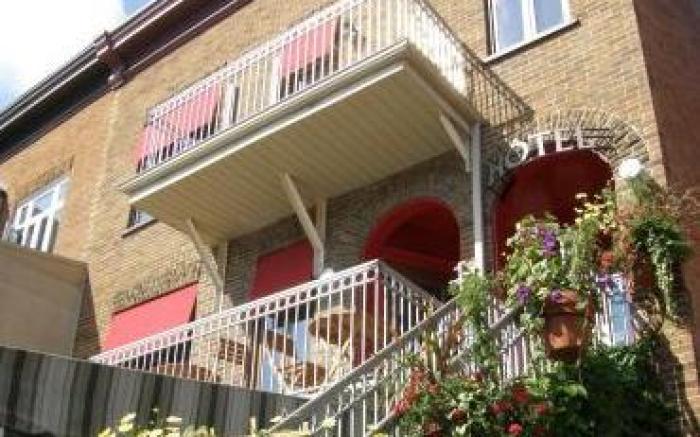 Petit Hotel - Cafe Krieghoff