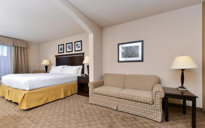 Holiday Inn Express Hotel & Suites Albuquerque Historic Old Town By IHG