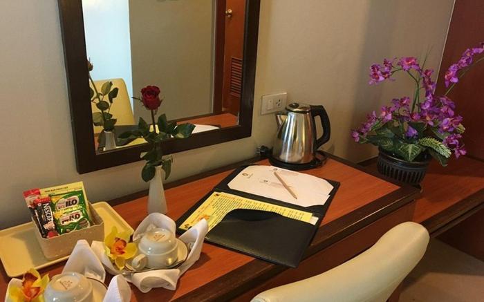 Hadyai Golden Crown Hotel