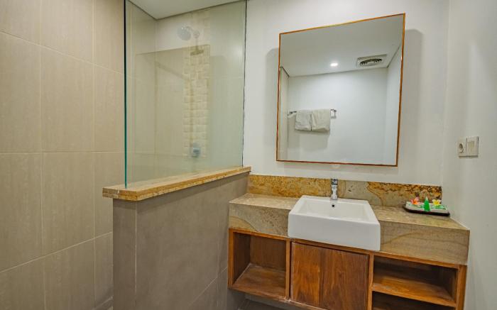 Hotel Grand Santhi