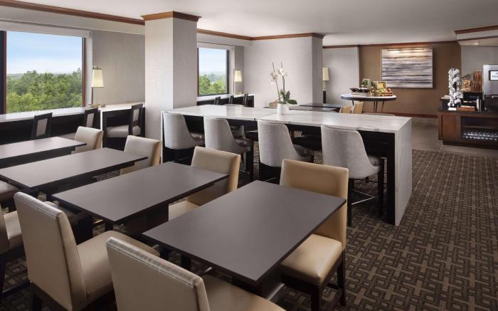 Hilton Short Hills Hotel
