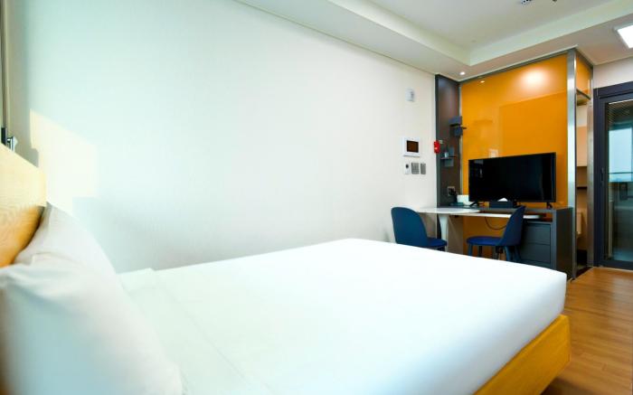 Paju Khills the terrace