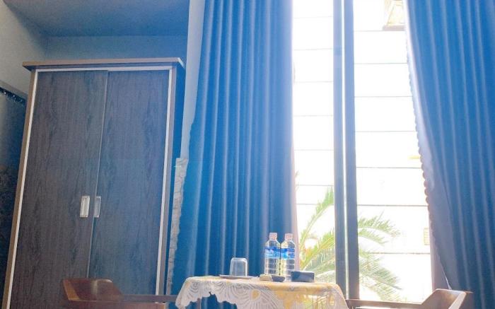 Yen Vy Hotel and Apartment