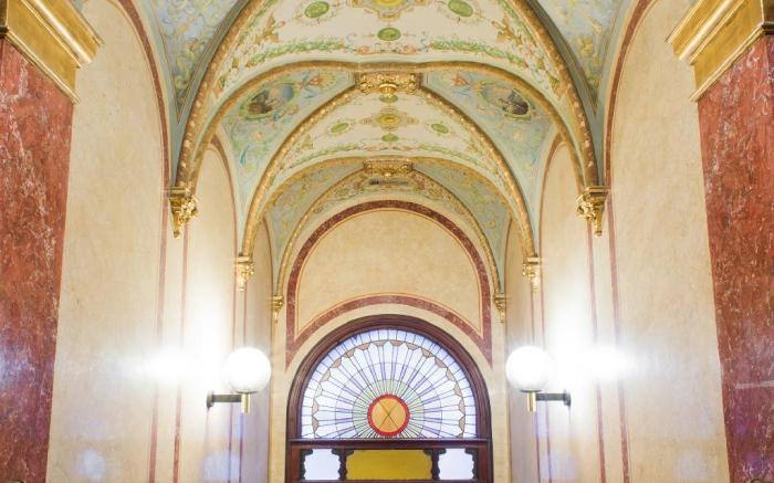 Upper Room Hotel