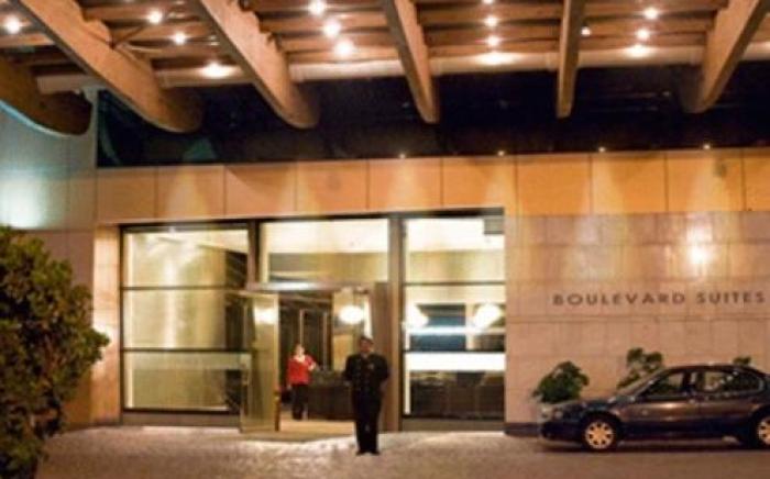 Boulevard Suites Hotel