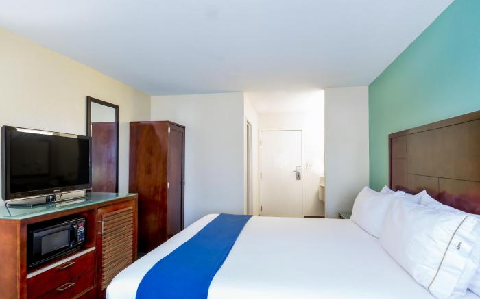 GreenTree Inn San Diego Mission Bay
