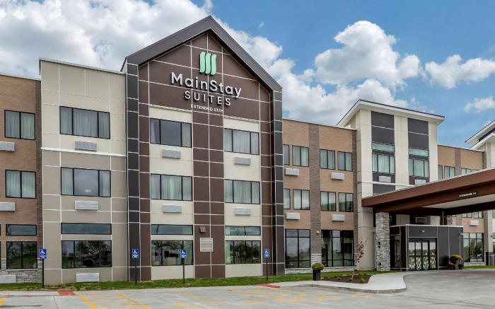 MainStay Suites Waukee-West Des Moines