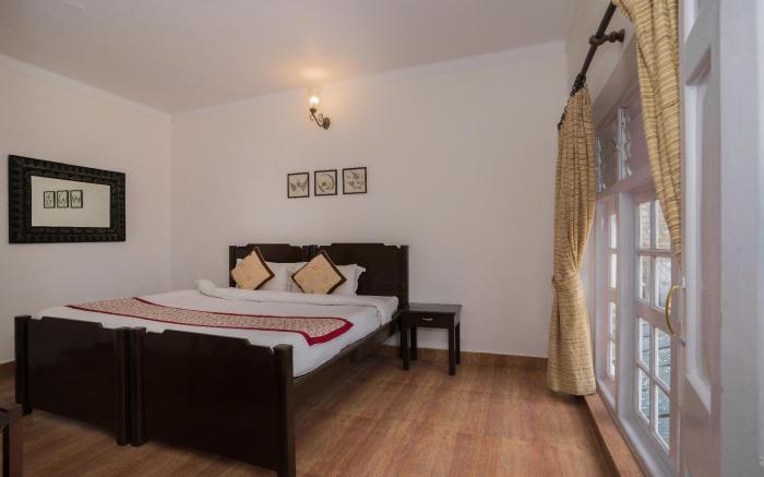 Bhikampur Lodge by Nine Hotels