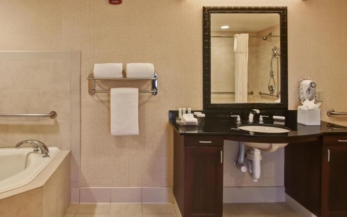 Homewood Suites by Hilton Fresno