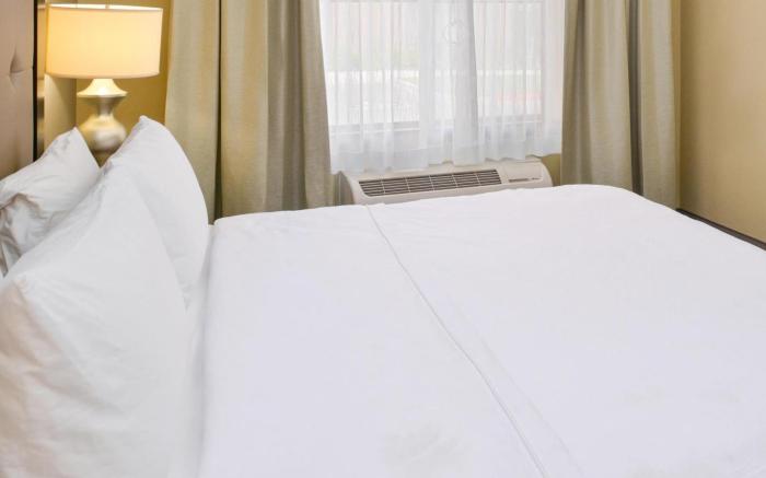 Homewood Suites by Hilton Fresno