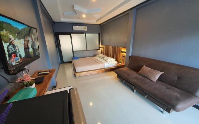 OYO 75305 T Park Pak Chong