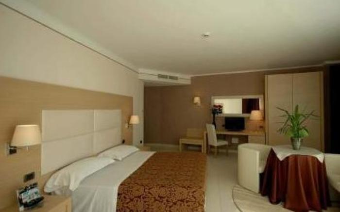 Mediterraneo Palace Hotel