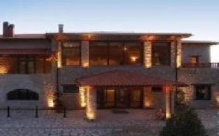 Santa Marina Arachova Resort & Spa