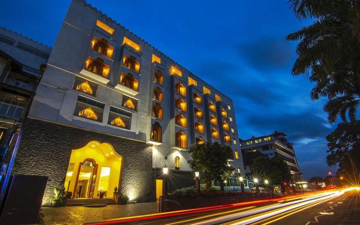Royal Kandyan