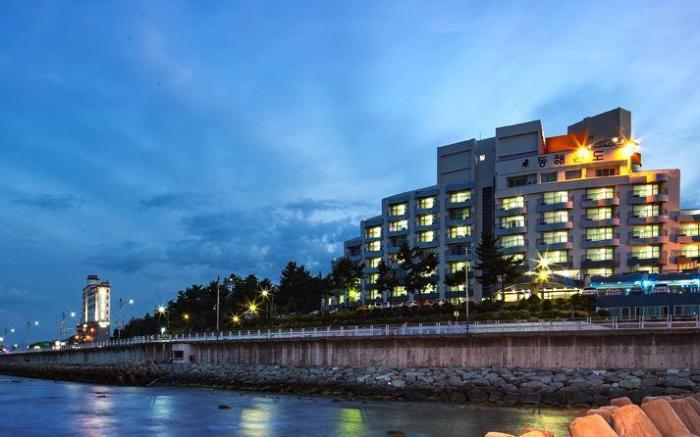 Benikea Hotel Mountain & Ocean Sokcho