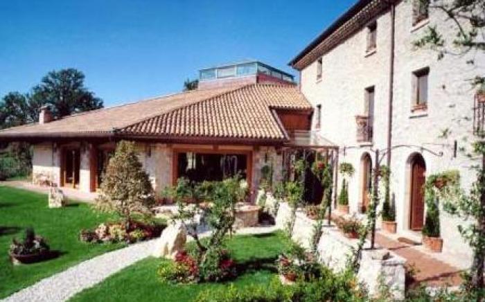 Valle Dell'Aquila Country House