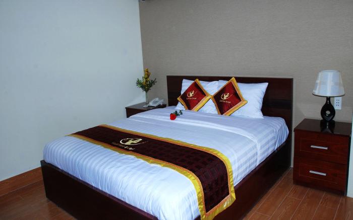 GOLF STAR HOTEL