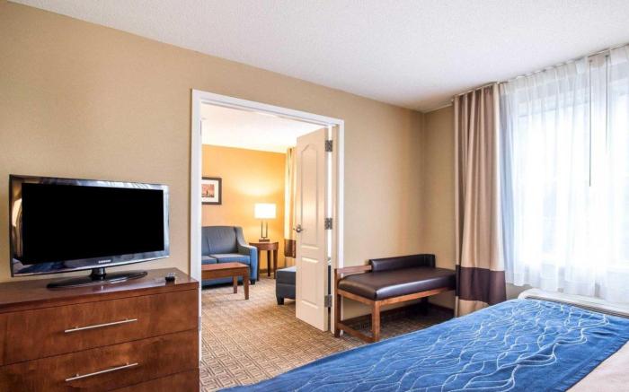 Comfort Inn & Suites Dover-Portsmouth