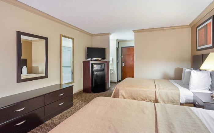 Quality Inn & Suites Beaumont