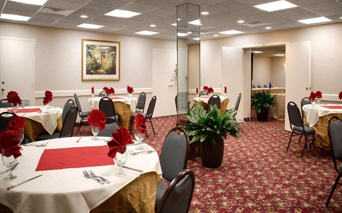 Best Western PLUS Morristown Inn