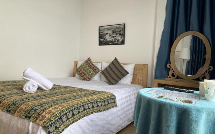 Chau Giang Hotel