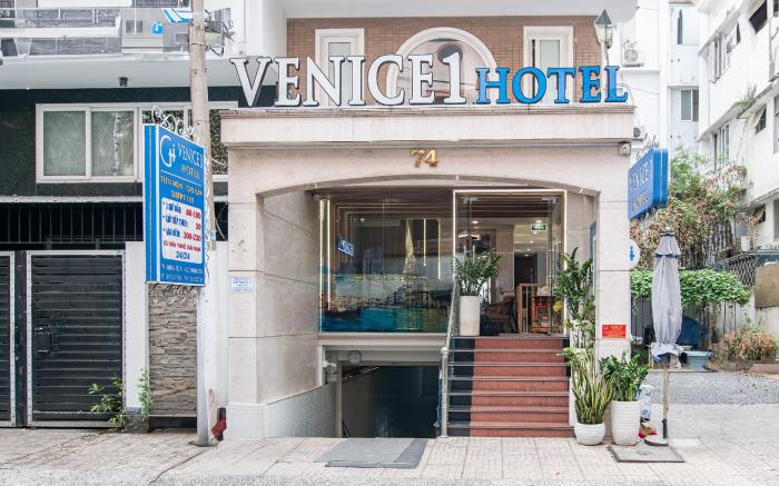 Venice 1 Hotel