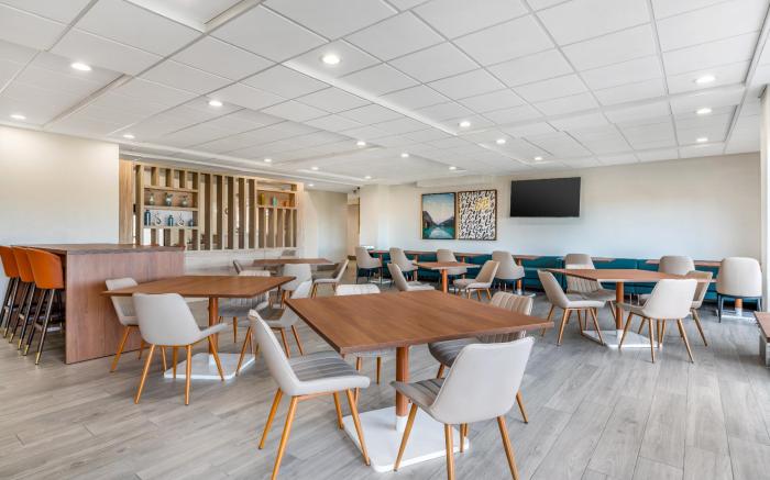 Comfort Inn & Suites Madison East - Monona