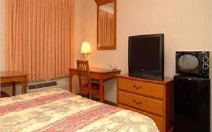 Sleep Inn & Suites Bakersfield North