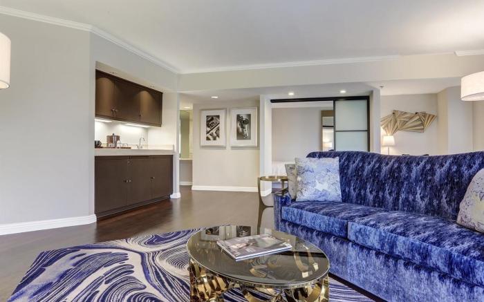 Avenue of the Arts Costa Mesa, a Tribute Portfolio Hotel