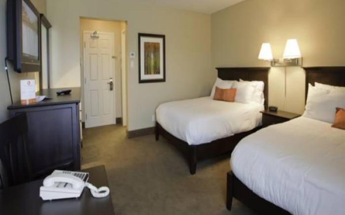 Amsterdam Inn & Suites Sussex
