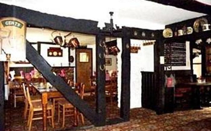 Three Horseshoes Inn