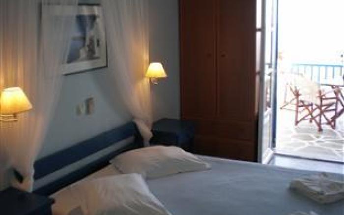 Blue Waves Suites & Apartments - To Kyma