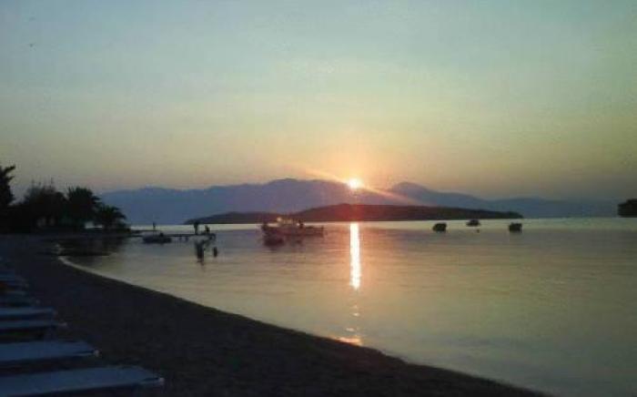 Avra Beach Hotel