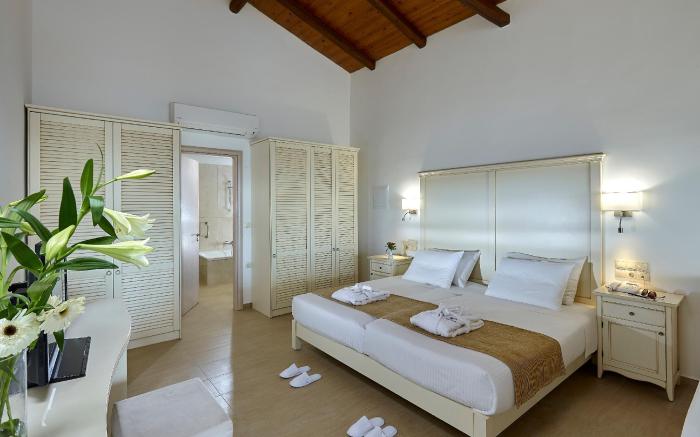 Alexander Beach Hotel & Village