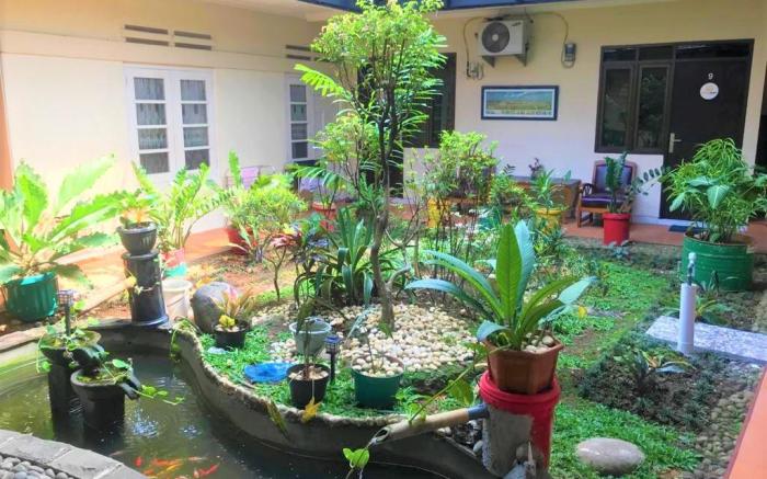 Poetri Guest House Syariah Near Kebun Raya Bogor