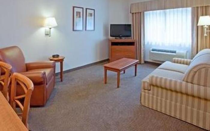 Candlewood Suites Pearland By IHG