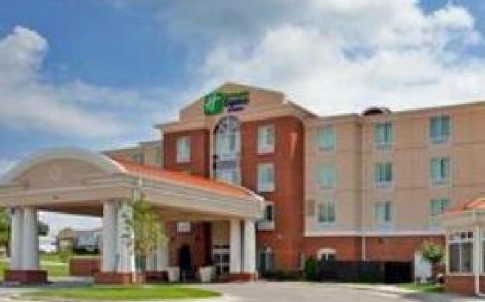 Holiday Inn Express Hotel & Suites Kansas City - Grandview By IHG