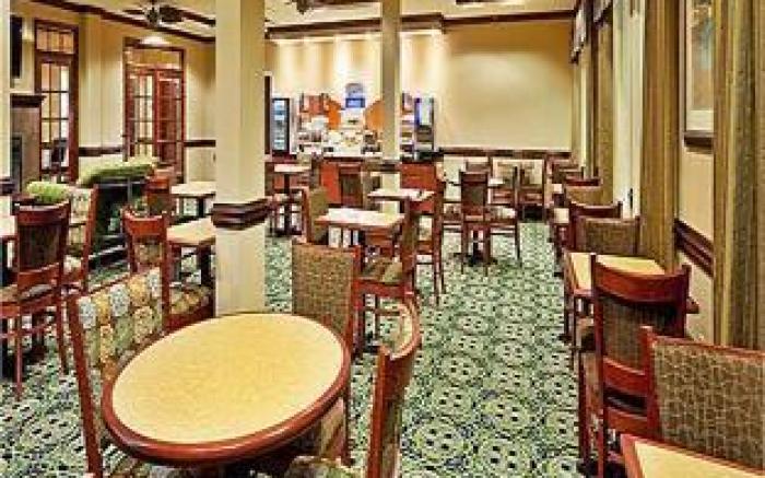 Holiday Inn Express Hotel & Suites Millington-Memphis Area By IHG