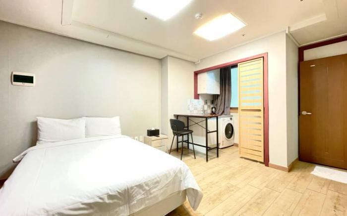Yeongdeungpo VIP Hotel