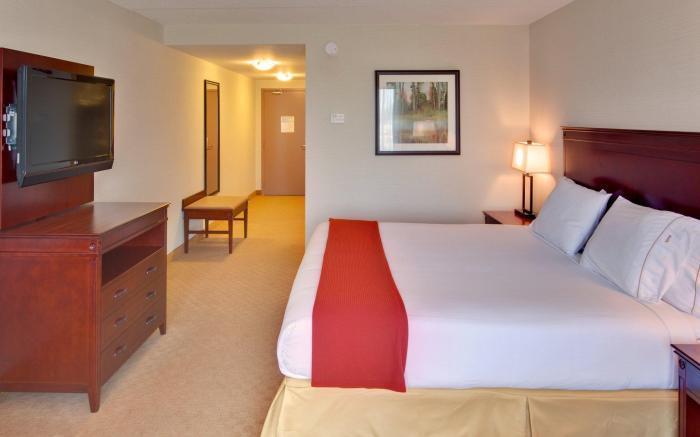 Holiday Inn Express Hotel & Suites Brockville By IHG