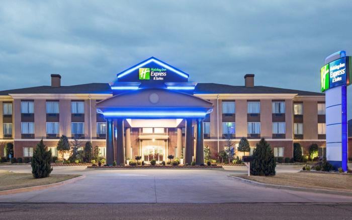 Holiday Inn Express and Suites Hotel - Pauls Valley By IHG