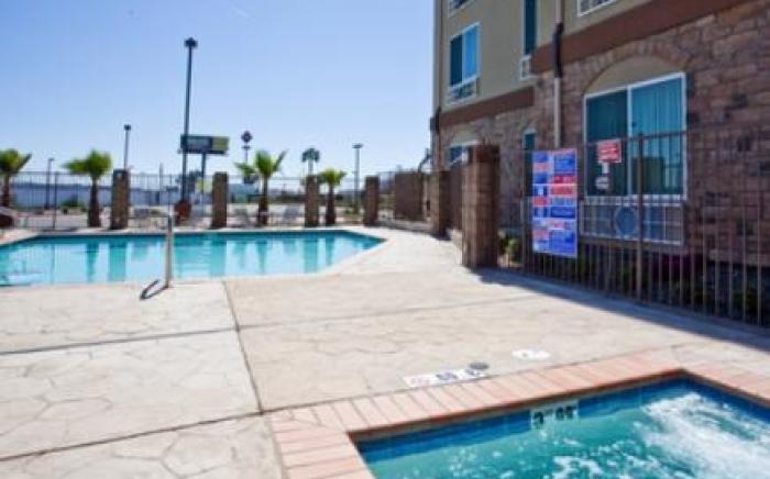 Holiday Inn Express Fresno South By IHG