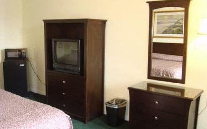 Relax Inn Savannah