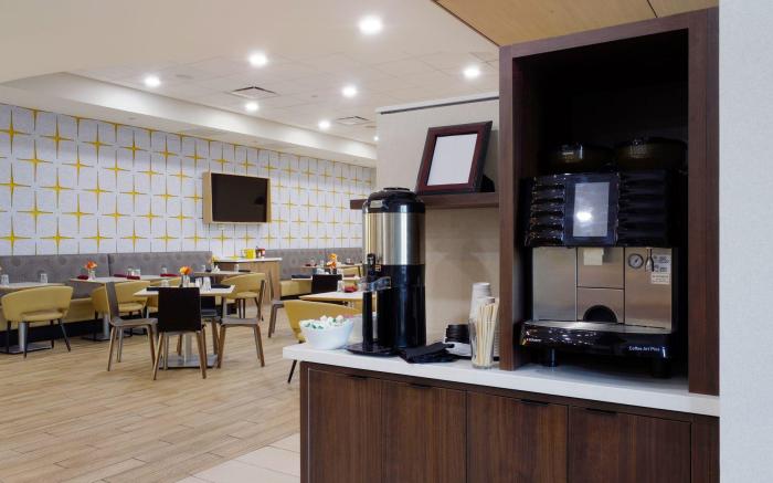 Holiday Inn Phoenix Airport By IHG