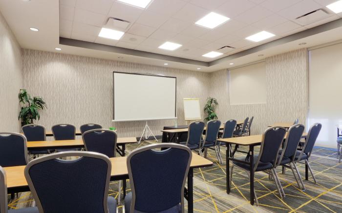 Holiday Inn Phoenix Airport By IHG